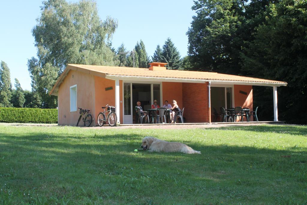 Village Vacances du Puy d'Anché Sauzé-Vaussais Chambre photo